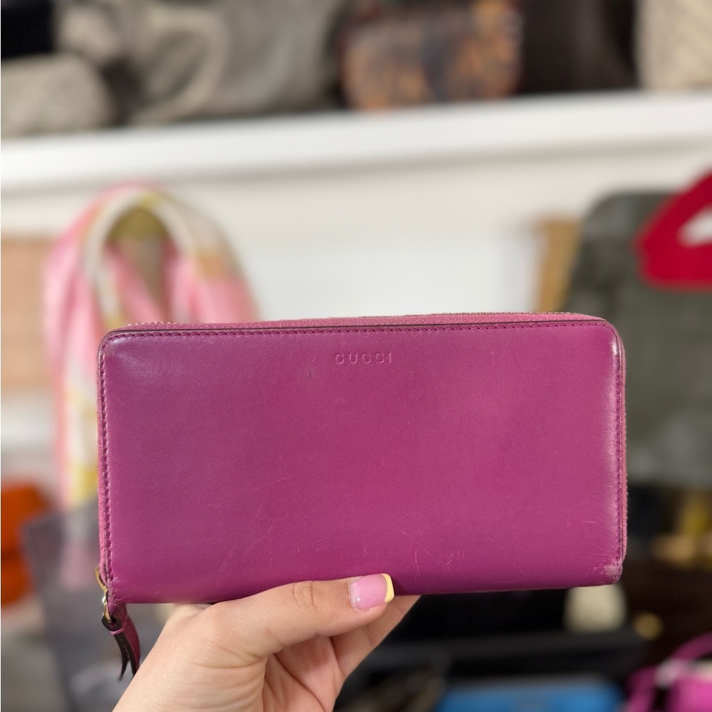 Gucci Magenta Wallet